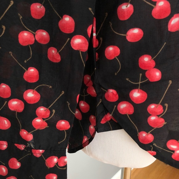 J.Crew shirt with cherry print, size: 0 - Picture 4 of 5